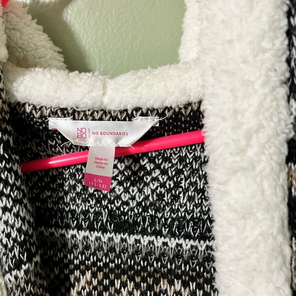 Cardigan - Picture 3 of 4